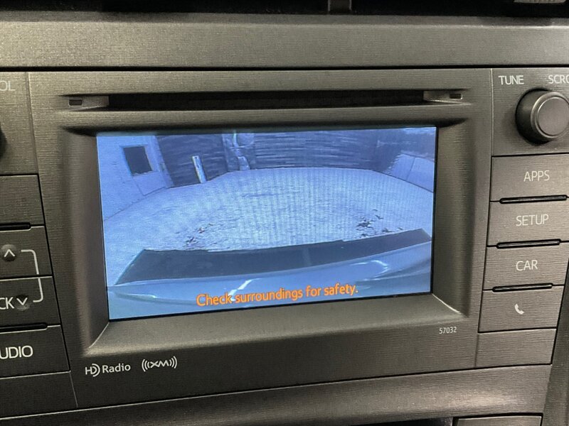 2013 Toyota Prius Three / Backup Camera / New Tires  / Local Car - Photo 21 - Gladstone, OR 97027