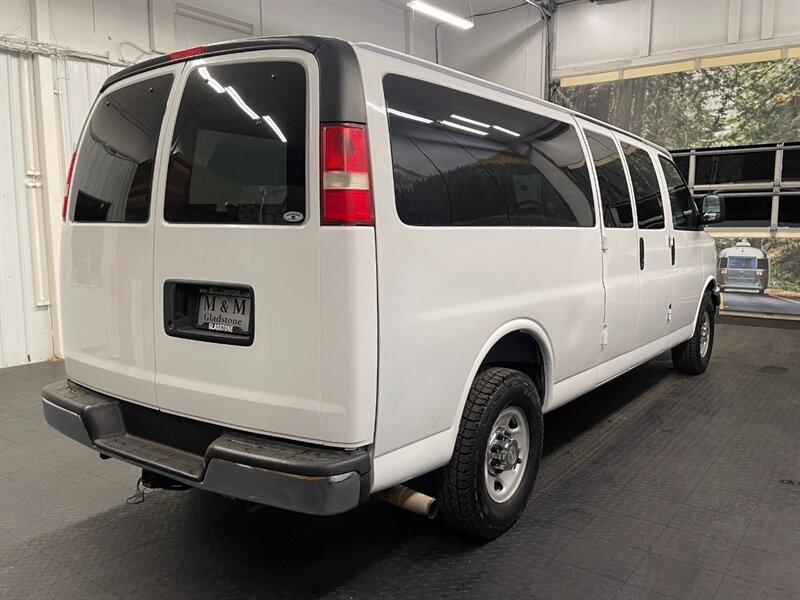 2013 Chevrolet Express 3500 CARGO VAN / 6.0L V8 / 1-TON / Excel Cond   - Photo 8 - Gladstone, OR 97027