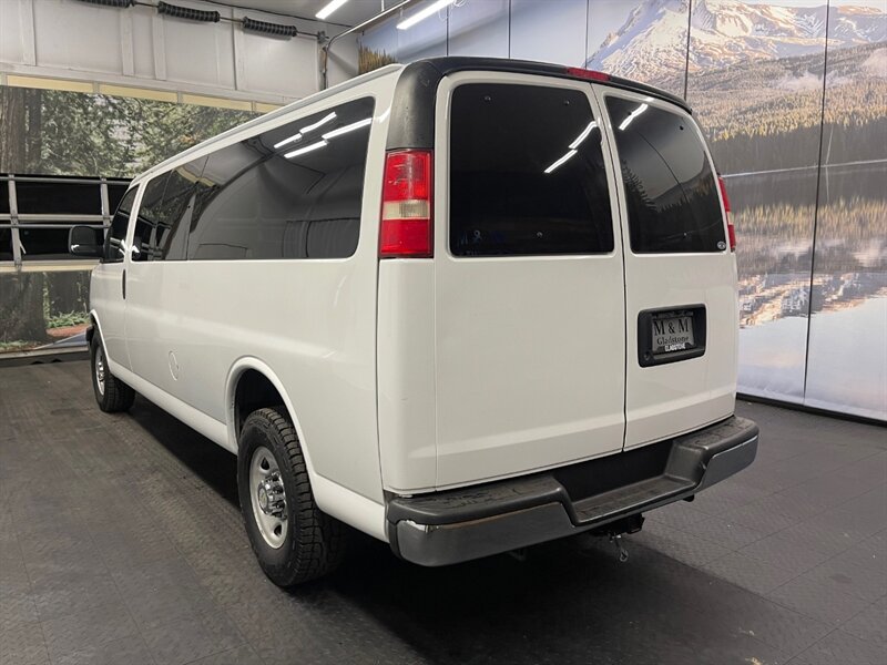 2013 Chevrolet Express 3500 CARGO VAN / 6.0L V8 / 1-TON / Excel Cond   - Photo 7 - Gladstone, OR 97027