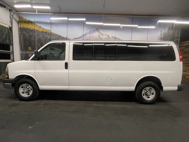 2013 Chevrolet Express 3500 CARGO VAN / 6.0L V8 / 1-TON / Excel Cond   - Photo 3 - Gladstone, OR 97027