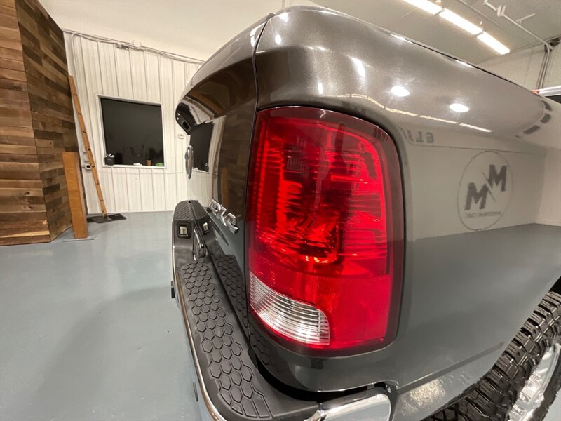 2017 RAM 3500 Tradesman Crew Cab 4X4 / 6.7L DIESEL / 1-OWNER  / LONG BED / NEW TIRES/ ZERO RUST - Photo 34 - Gladstone, OR 97027