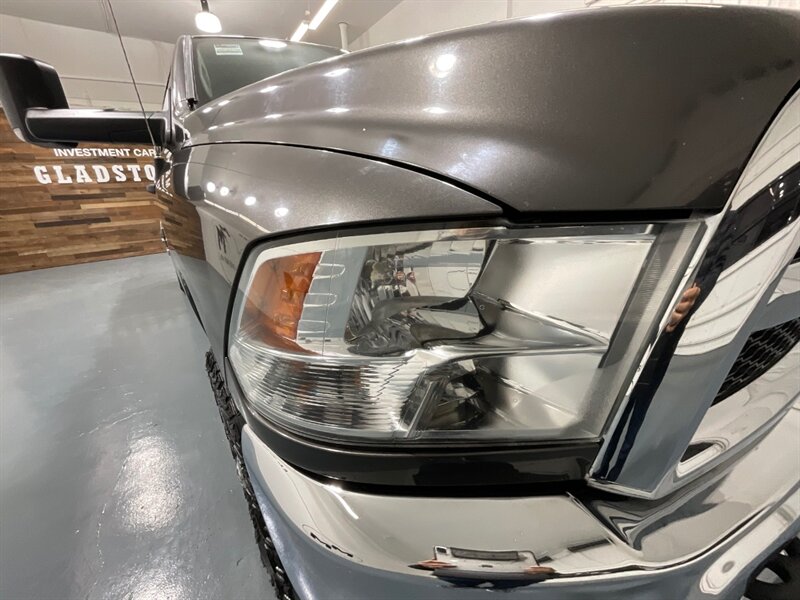 2017 RAM 3500 Tradesman Crew Cab 4X4 / 6.7L DIESEL / 1-OWNER  / LONG BED / NEW TIRES/ ZERO RUST - Photo 32 - Gladstone, OR 97027