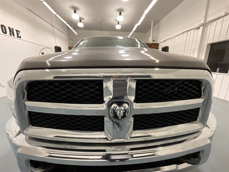 2017 RAM 3500 Tradesman Crew Cab 4X4 / 6.7L DIESEL / 1-OWNER  / LONG BED / NEW TIRES/ ZERO RUST - Photo 30 - Gladstone, OR 97027