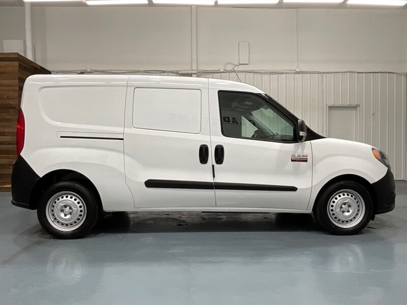 2021 RAM ProMaster City Tradesman CARGO VAN / 4Cyl / Backup Camera  / LOCAL VAN / ZERO RUST - Photo 4 - Gladstone, OR 97027
