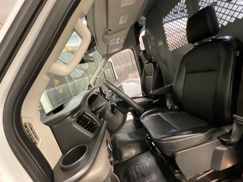 2020 Ford Transit 250 CARGO VAN / 3.5L V6 EcoBoost / LWB Medium Roof  / 1-OWNER / Leather / Backup Camera / NEW SET OF TIRES / 36,000 MILES - Photo 14 - Gladstone, OR 97027