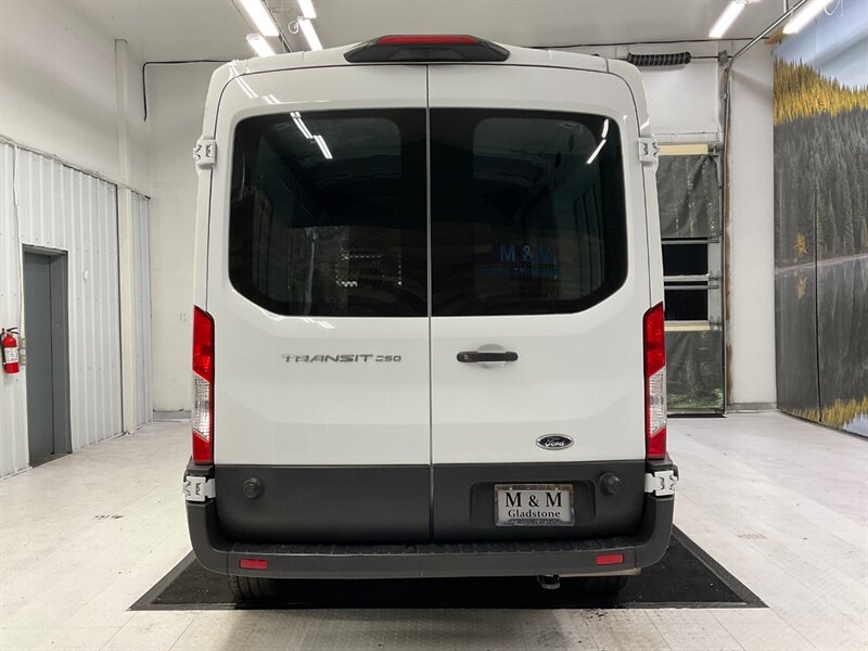 2020 Ford Transit 250 CARGO VAN / 3.5L V6 EcoBoost / LWB Medium Roof  / 1-OWNER / Leather / Backup Camera / NEW SET OF TIRES / 36,000 MILES - Photo 6 - Gladstone, OR 97027