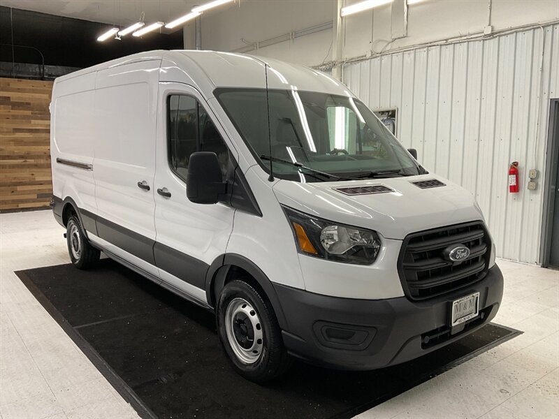 2020 Ford Transit 250 CARGO VAN / 3.5L V6 EcoBoost / LWB Medium Roof  / 1-OWNER / Leather / Backup Camera / NEW SET OF TIRES / 36,000 MILES - Photo 2 - Gladstone, OR 97027