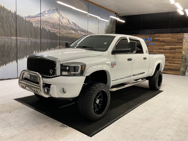 2006 Dodge Ram 2500 4x4 Laramie MEGCAB / 5.9L DIESEL / 6-SPEED MANUAL  /LOCAL TRUCK / RUST FREE / LIFTED W. 35 " MUD TIRES & 22 " WHEELS / Leather , DVD , Heated Seats / SHARP & CLEAN !! - Photo 1 - Gladstone, OR 97027