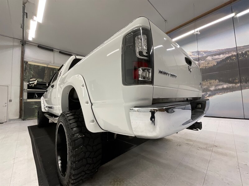 2006 Dodge Ram 2500 4x4 Laramie MEGCAB / 5.9L DIESEL / 6-SPEED MANUAL  /LOCAL TRUCK / RUST FREE / LIFTED W. 35 " MUD TIRES & 22 " WHEELS / Leather , DVD , Heated Seats / SHARP & CLEAN !! - Photo 28 - Gladstone, OR 97027