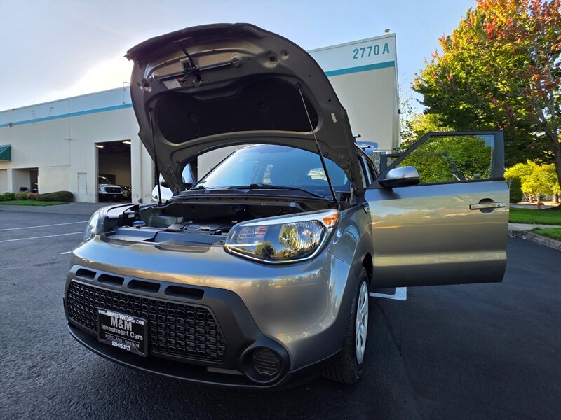 2015 Kia Soul WAGON / 4-CYL 1.6L / 6-SPEED MANUAL / 87,000 MILES  / FRESH LICAL TRADE-IN / LOW MILES - Photo 26 - Portland, OR 97217
