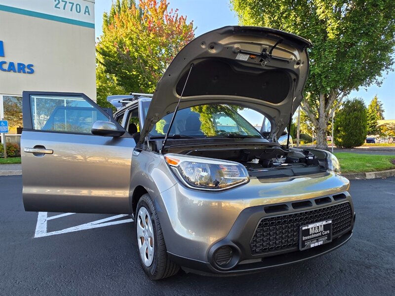 2015 Kia Soul WAGON / 4-CYL 1.6L / 6-SPEED MANUAL / 87,000 MILES  / FRESH LICAL TRADE-IN / LOW MILES - Photo 25 - Portland, OR 97217