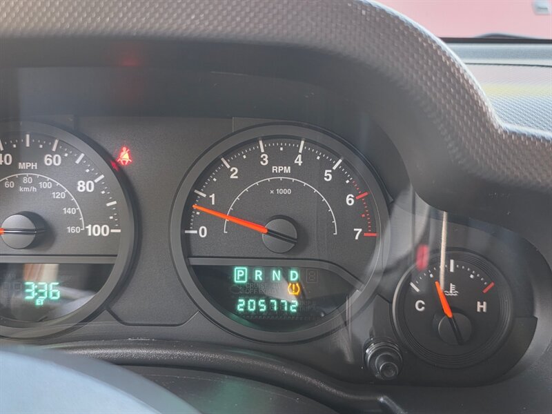 2008 Jeep Wrangler Unlimited X / FRESH TRADE-IN - Photo 44 - Portland, OR 97217