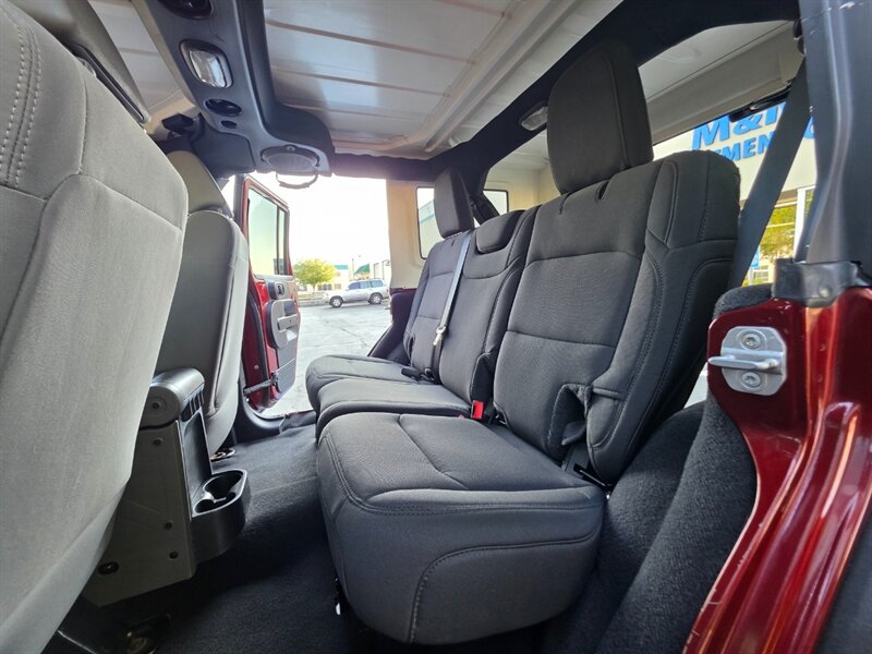 2008 Jeep Wrangler Unlimited X / FRESH TRADE-IN - Photo 15 - Portland, OR 97217