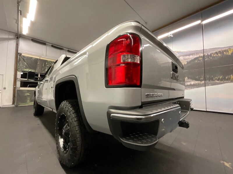 2017 GMC Sierra 1500 SLE Double Cab 4X4 / Z71 OFF RD /NEW WHEELS & TIRE  6.5FT BED / Backup Camera / 5.3L V8 / SHARP & CLEAN !! - Photo 11 - Gladstone, OR 97027