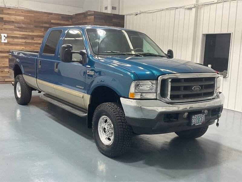 2001 Ford F-350 Lariat 4X4 / 7.3L DIESEL / NEW TIRES / 1-OWNER  / Leather Heated Seats - Photo 2 - Gladstone, OR 97027