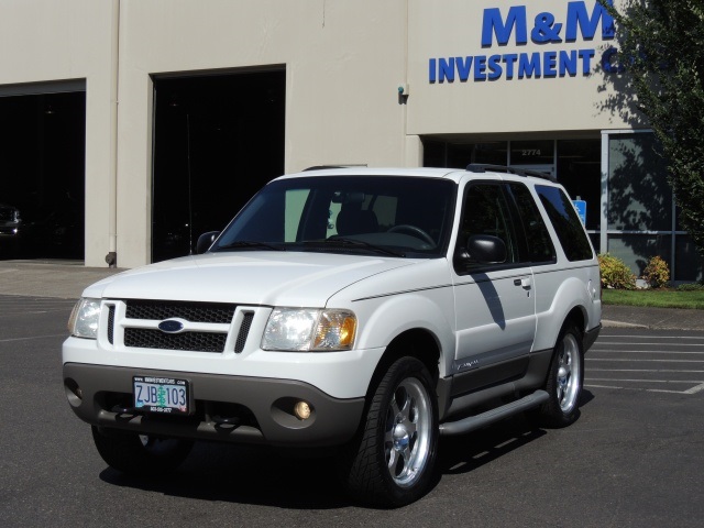 2001 Ford Explorer Sport 2DR / 4X4 / 6Cyl / ONLY 89K MILES   - Photo 40 - Portland, OR 97217