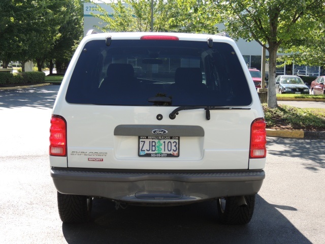 2001 Ford Explorer Sport 2DR / 4X4 / 6Cyl / ONLY 89K MILES   - Photo 6 - Portland, OR 97217