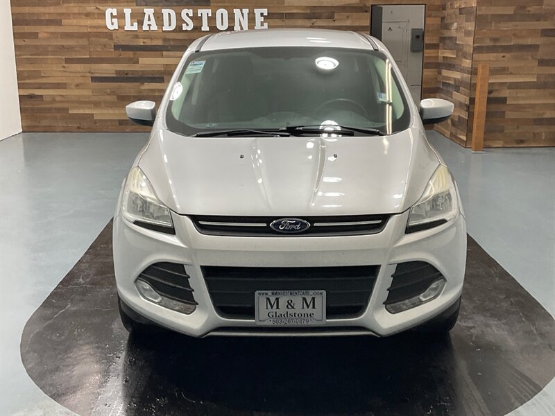 2013 Ford Escape SE Sport Utility AWD / 2.0L 4Cyl EcoBoost / AWD   - Photo 6 - Gladstone, OR 97027