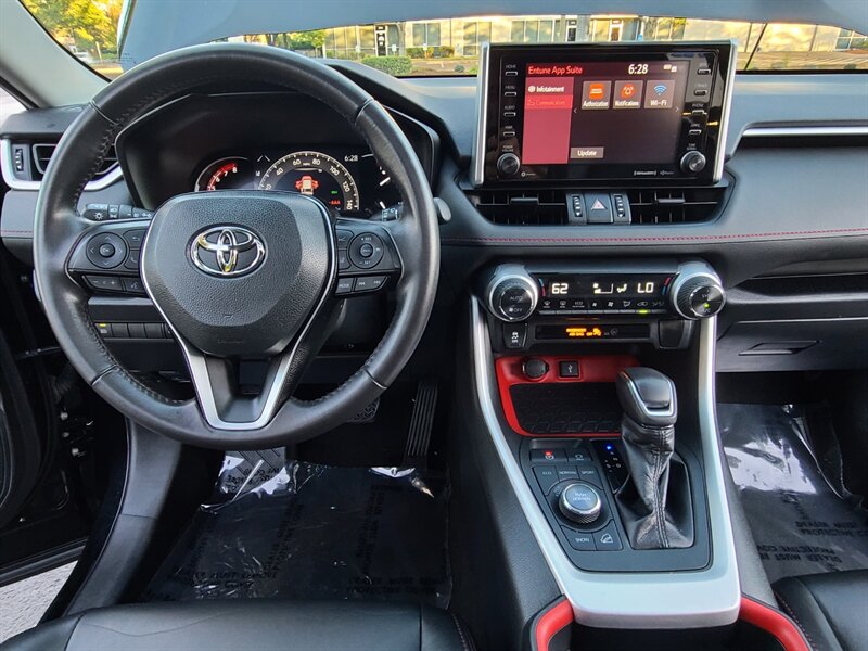 2020 Toyota RAV4 TRD Off-Road 4X4 / LEATHER / SUN ROOF / LIKE NEW ...