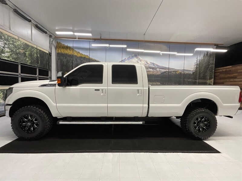 2014 Ford F-350 Lariat ULTIMATE PKG 4X4 / 6.7L DIESEL / LIFTED  /LOCAL OREGON TRUCK / RUST FREE / LIFTED w. BRAND NEW 35 " MUD TIRES & 18 " FUEL WHEELS / Leather & Sunroof / SHARP!! - Photo 3 - Gladstone, OR 97027