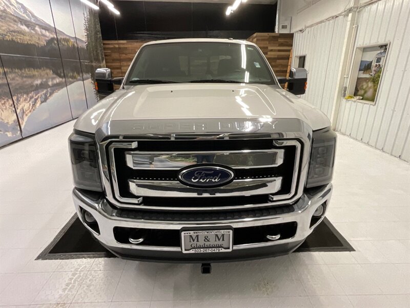 2014 Ford F-350 Lariat ULTIMATE PKG 4X4 / 6.7L DIESEL / LIFTED  /LOCAL OREGON TRUCK / RUST FREE / LIFTED w. BRAND NEW 35 " MUD TIRES & 18 " FUEL WHEELS / Leather & Sunroof / SHARP!! - Photo 5 - Gladstone, OR 97027