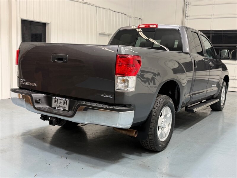 2013 Toyota Tundra Grade Double Cab 4X4 4.6L V8 / 137K MILES / LOCAL TRUCK w. ZERO RUST - Photo 7 - Gladstone, OR 97027