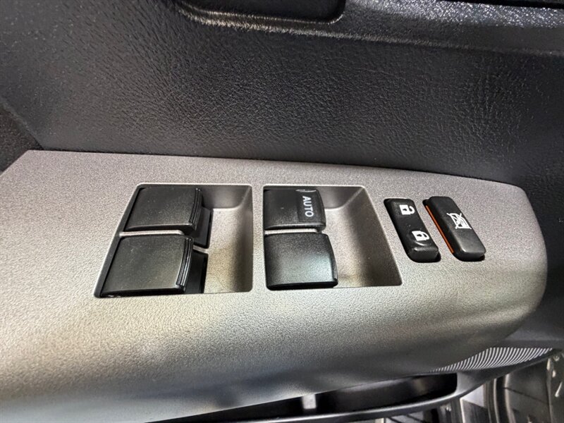 2013 Toyota Tundra Grade Double Cab 4X4 4.6L V8 / 137K MILES / LOCAL TRUCK w. ZERO RUST - Photo 34 - Gladstone, OR 97027
