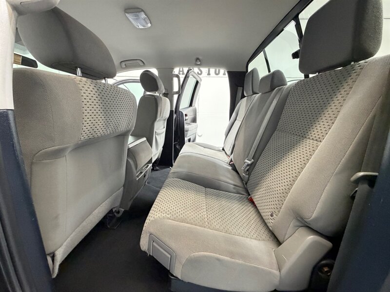 2013 Toyota Tundra Grade Double Cab 4X4 4.6L V8 / 137K MILES / LOCAL TRUCK w. ZERO RUST - Photo 13 - Gladstone, OR 97027