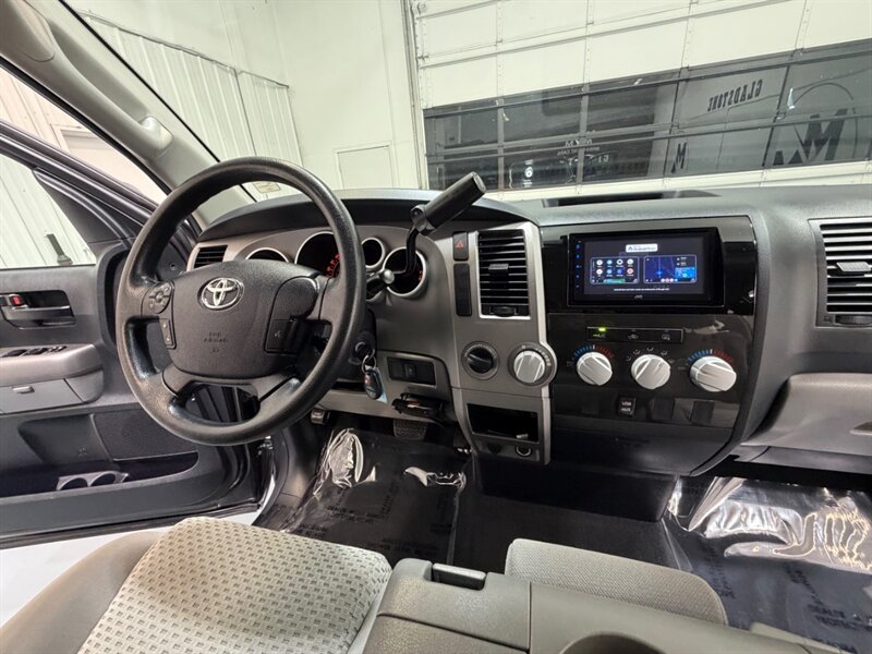 2013 Toyota Tundra Grade Double Cab 4X4 4.6L V8 / 137K MILES / LOCAL TRUCK w. ZERO RUST - Photo 17 - Gladstone, OR 97027