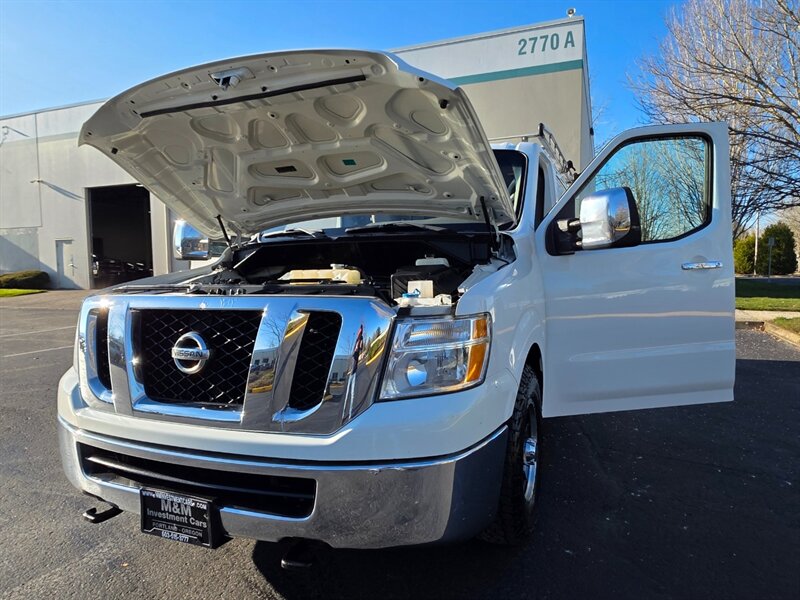2018 Nissan NV 3500 HD 1-TON V8 5.6L CARGO VAN NEW TIRES 1-OWNER / HEAVY DUTY / SHELVING-DRAWER SYSTEM / LADDER RACK - Photo 25 - Portland, OR 97217