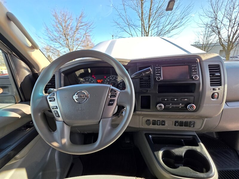 2018 Nissan NV 3500 HD 1-TON V8 5.6L CARGO VAN NEW TIRES 1-OWNER / HEAVY DUTY / SHELVING-DRAWER SYSTEM / LADDER RACK - Photo 13 - Portland, OR 97217