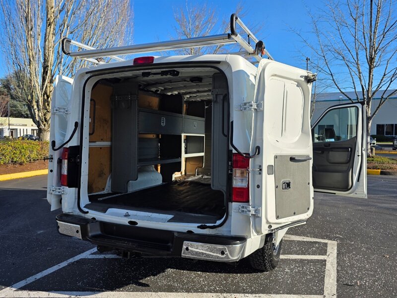 2018 Nissan NV 3500 HD 1-TON V8 5.6L CARGO VAN NEW TIRES 1-OWNER / HEAVY DUTY / SHELVING-DRAWER SYSTEM / LADDER RACK - Photo 22 - Portland, OR 97217