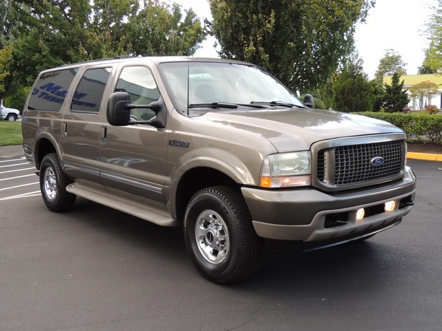 2003 ford excursion colors