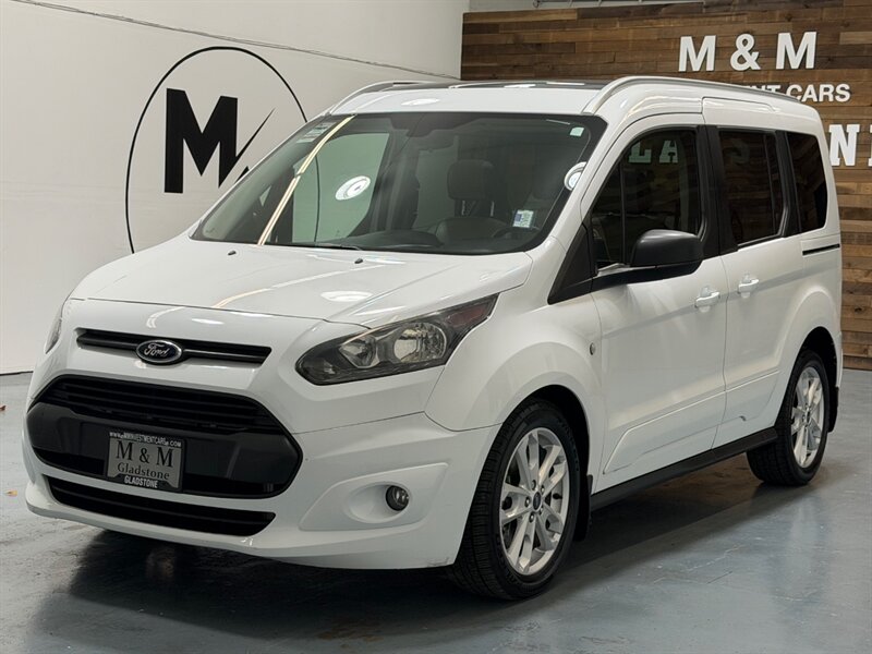 2015 Ford Transit Connect XLT Minivan Leather Heated Seats /4Cyl / 56K MILES /Towing pkg / Panoramic Rood - Photo 1 - Gladstone, OR 97027