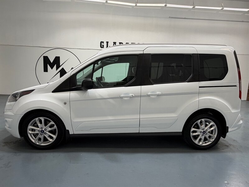 2015 Ford Transit Connect XLT Minivan Leather Heated Seats /4Cyl / 56K MILES /Towing pkg / Panoramic Rood - Photo 3 - Gladstone, OR 97027