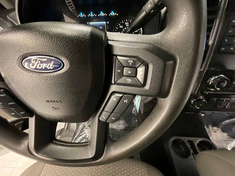 2018 Ford F-150 XLT Crew Cab 4X4 / 5.0L V8 / NEW LIFT WHEELS TIRES  / BRAND NEW 35 " MUD TIRES & 20 " FUEL WHEELS / 85,000 MILES - Photo 33 - Gladstone, OR 97027