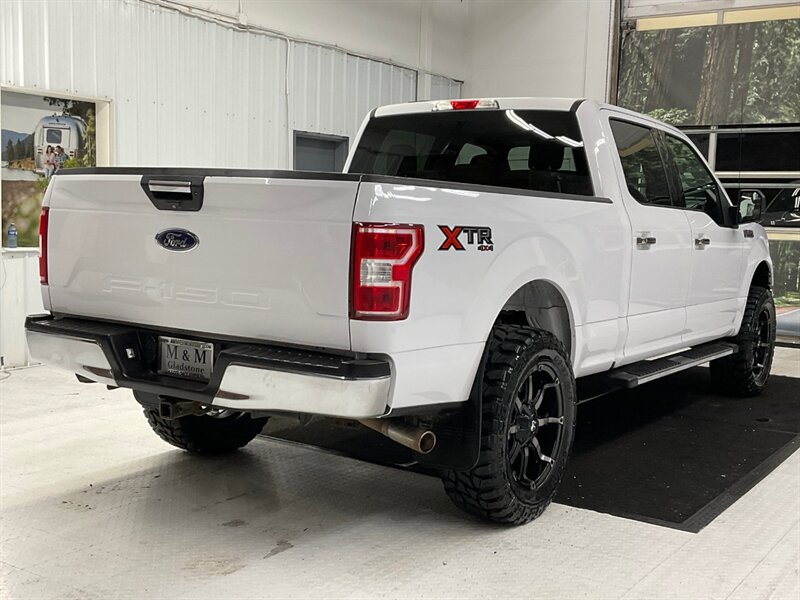 2018 Ford F-150 XLT Crew Cab 4X4 / 5.0L V8 / NEW LIFT WHEELS TIRES  / BRAND NEW 35 " MUD TIRES & 20 " FUEL WHEELS / 85,000 MILES - Photo 8 - Gladstone, OR 97027