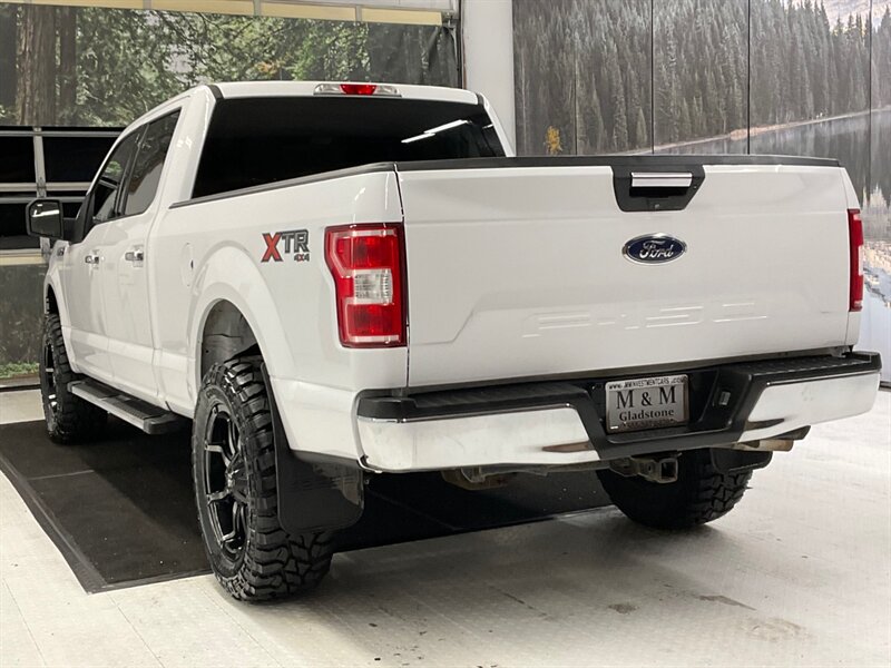 2018 Ford F-150 XLT Crew Cab 4X4 / 5.0L V8 / NEW LIFT WHEELS TIRES  / BRAND NEW 35 " MUD TIRES & 20 " FUEL WHEELS / 85,000 MILES - Photo 7 - Gladstone, OR 97027