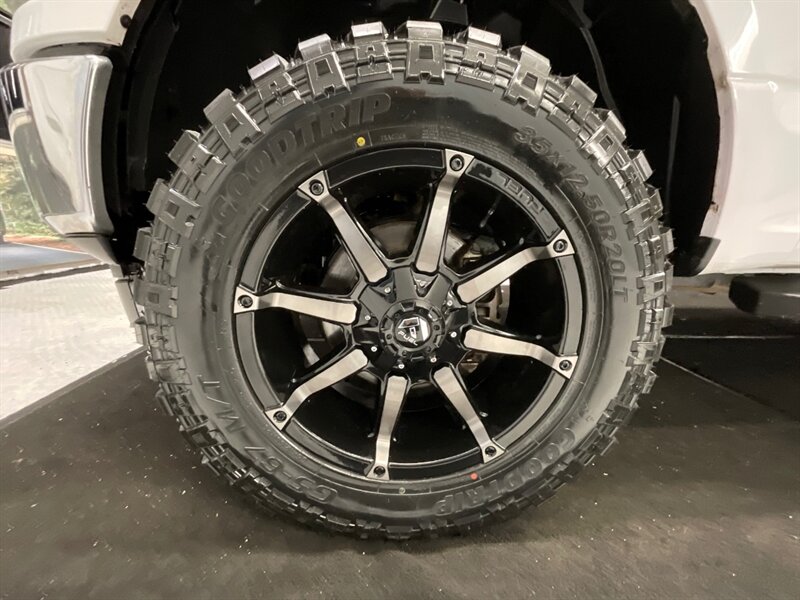 2018 Ford F-150 XLT Crew Cab 4X4 / 5.0L V8 / NEW LIFT WHEELS TIRES  / BRAND NEW 35 " MUD TIRES & 20 " FUEL WHEELS / 85,000 MILES - Photo 23 - Gladstone, OR 97027