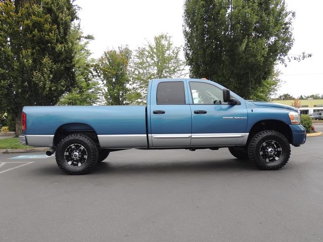 2006 Dodge Ram 3500 Laramie / 4X4 / 5.9L DIESEL / 6-SPEED / LIFTED   - Photo 4 - Portland, OR 97217