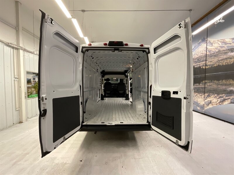 2021 RAM ProMaster 3500 159 WB CARGO VAN /HIGHROOF EXTENDED /15K MILE  / Backup Camera - Photo 9 - Gladstone, OR 97027