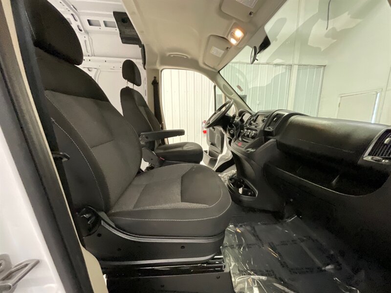 2021 RAM ProMaster 3500 159 WB CARGO VAN /HIGHROOF EXTENDED /15K MILE  / Backup Camera - Photo 16 - Gladstone, OR 97027