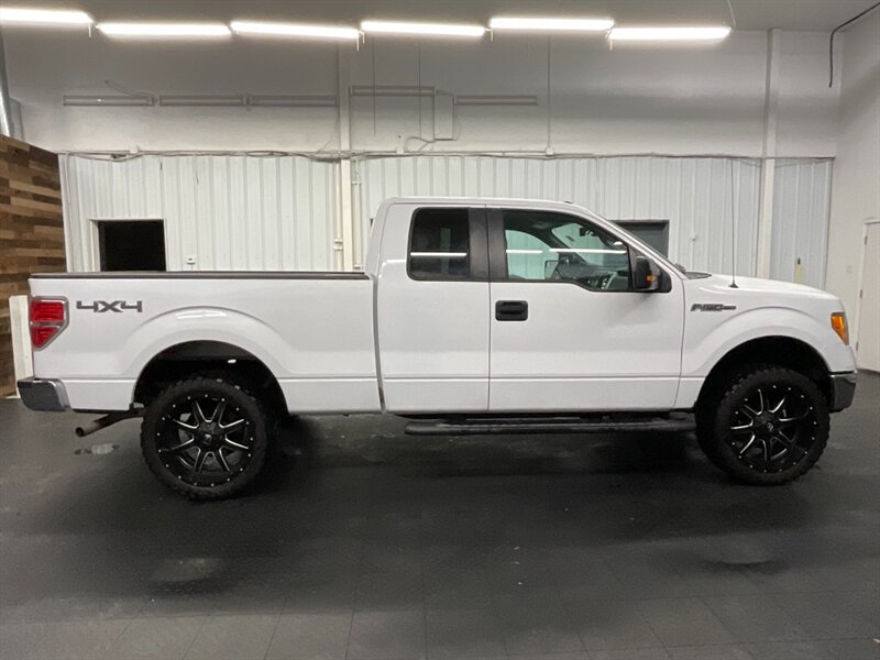 2013 Ford F-150 XLT 4x4 / 3.7L V6 / LIFTED w/ NEW WHEELS TIRES   - Photo 4 - Gladstone, OR 97027