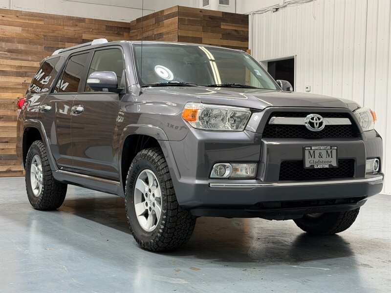 2013 Toyota 4Runner SR5 Premium 4X4 3RD ROW SEAT Leather Sunroof /Navigation & Backup Camera /BRAND NEW TIRES/ ZERO RUST - Photo 59 - Gladstone, OR 97027