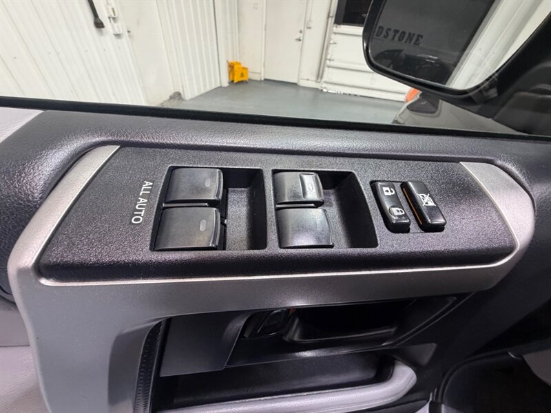 2013 Toyota 4Runner SR5 Premium 4X4 3RD ROW SEAT Leather Sunroof /Navigation & Backup Camera /BRAND NEW TIRES/ ZERO RUST - Photo 35 - Gladstone, OR 97027
