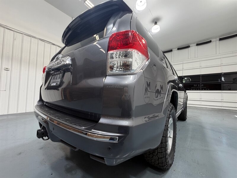 2013 Toyota 4Runner SR5 Premium 4X4 3RD ROW SEAT Leather Sunroof /Navigation & Backup Camera /BRAND NEW TIRES/ ZERO RUST - Photo 56 - Gladstone, OR 97027