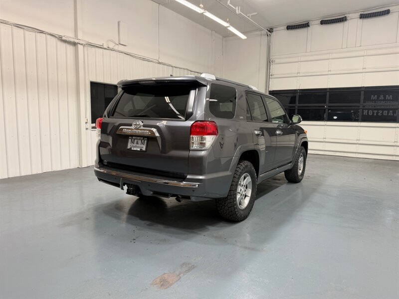 2013 Toyota 4Runner SR5 Premium 4X4 3RD ROW SEAT Leather Sunroof /Navigation & Backup Camera /BRAND NEW TIRES/ ZERO RUST - Photo 61 - Gladstone, OR 97027