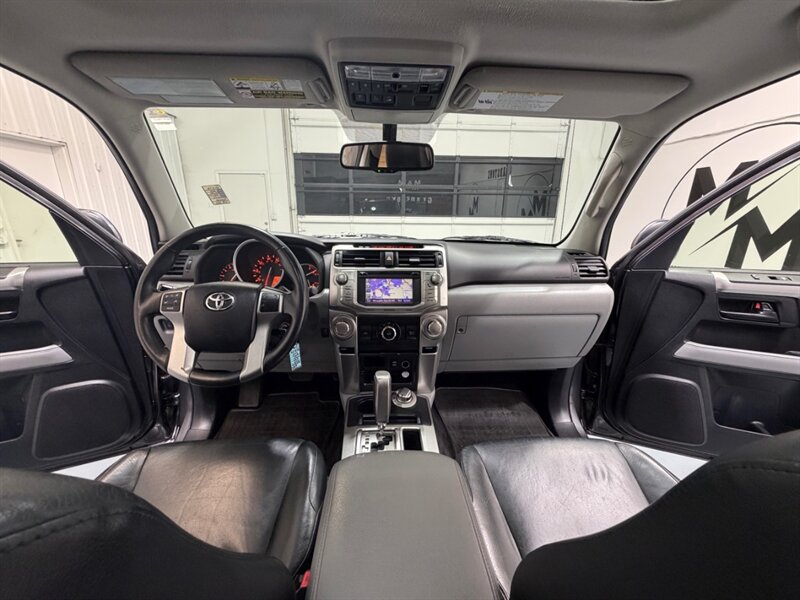 2013 Toyota 4Runner SR5 Premium 4X4 3RD ROW SEAT Leather Sunroof /Navigation & Backup Camera /BRAND NEW TIRES/ ZERO RUST - Photo 39 - Gladstone, OR 97027