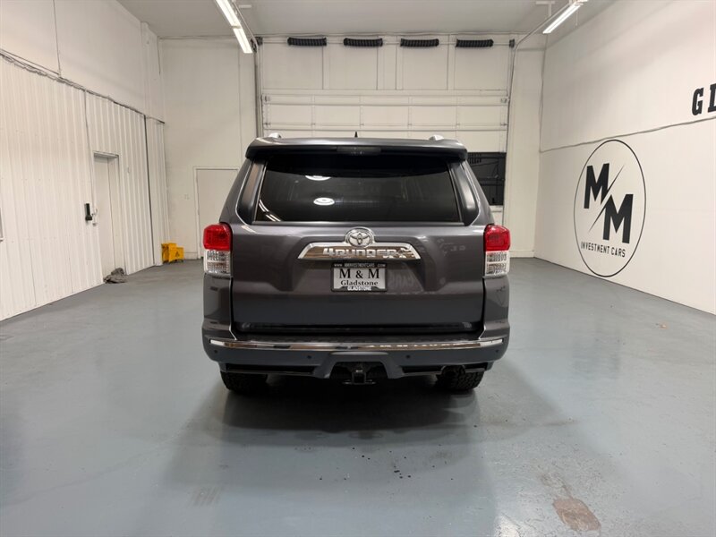 2013 Toyota 4Runner SR5 Premium 4X4 3RD ROW SEAT Leather Sunroof /Navigation & Backup Camera /BRAND NEW TIRES/ ZERO RUST - Photo 6 - Gladstone, OR 97027