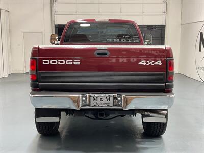 2000 Dodge Ram 2500 SLT Quad Cab 4X4 / 5.9L DIESEL / SHORT BED  / ZERO RUST / LIFTED - Photo 6 - Gladstone, OR 97027